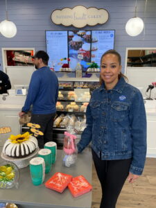 Episode #450: Emily Hunter of Nothing Bunt Cakes